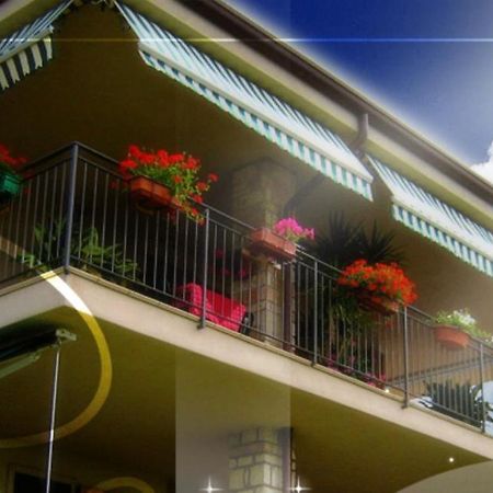 Ladi'S B&B Bardolino Luaran gambar